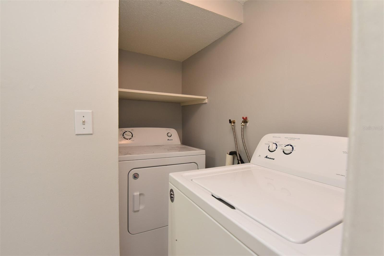 Washer/ Dryer area