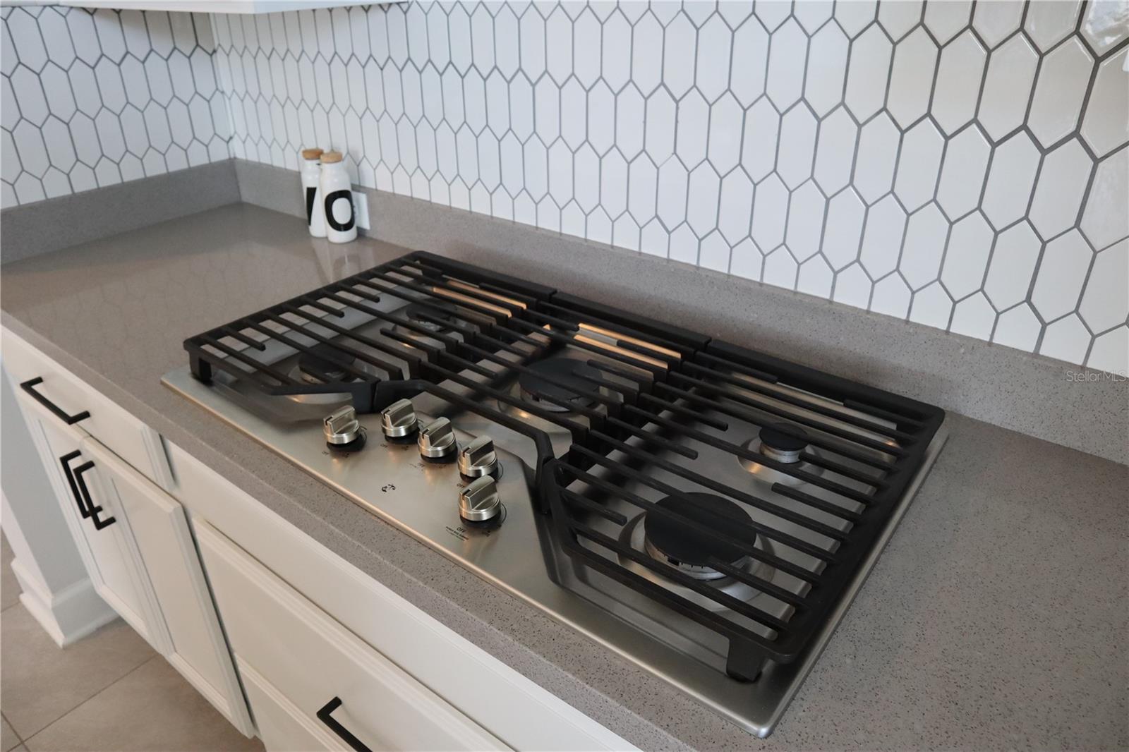 5 Burner Stovetop