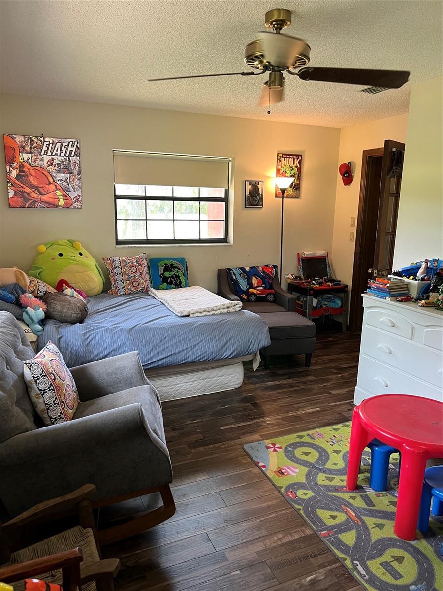 bonus room/third bedroom