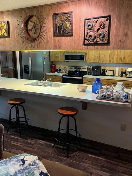 breakfast bar