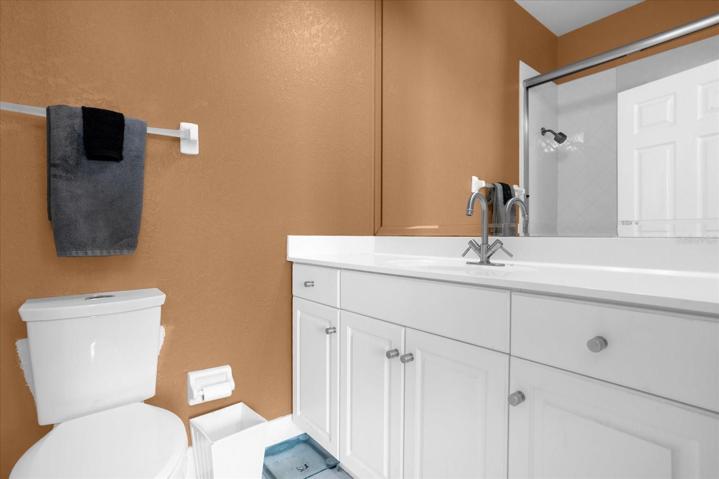 Ensuite bathroom for bedroom 2