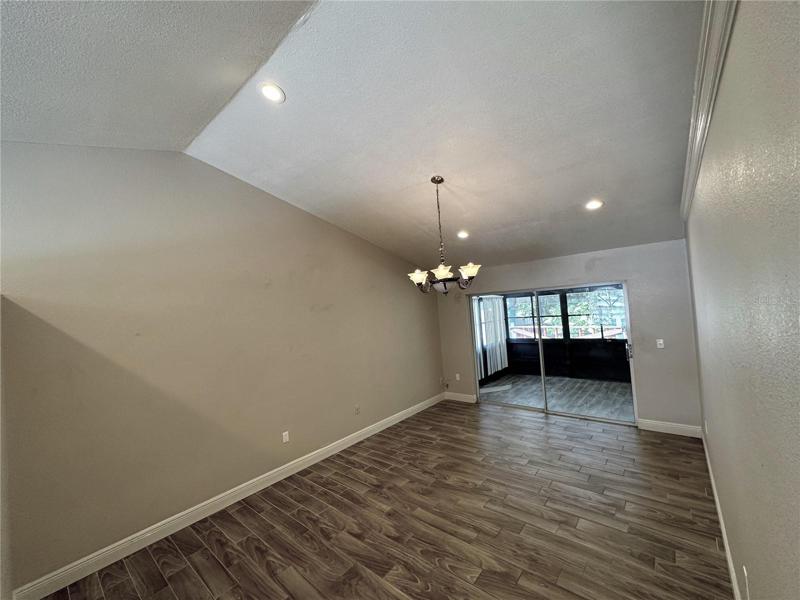 Living/dining room