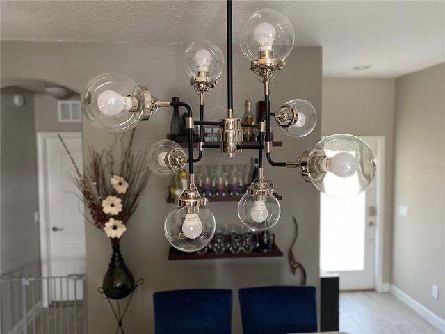 MODERN LIGHT FIXTURE