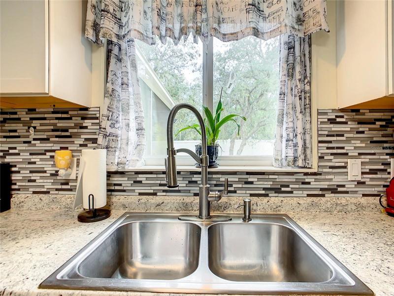 Kitchen Backsplash