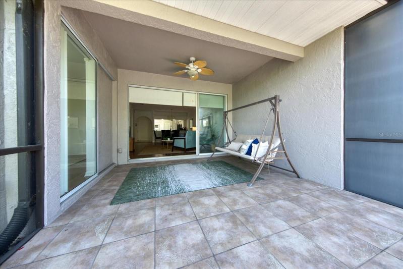 Screened partially covered rear lanai