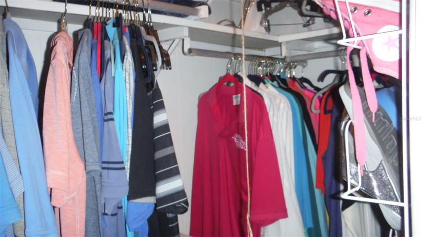 Walk-in Closet