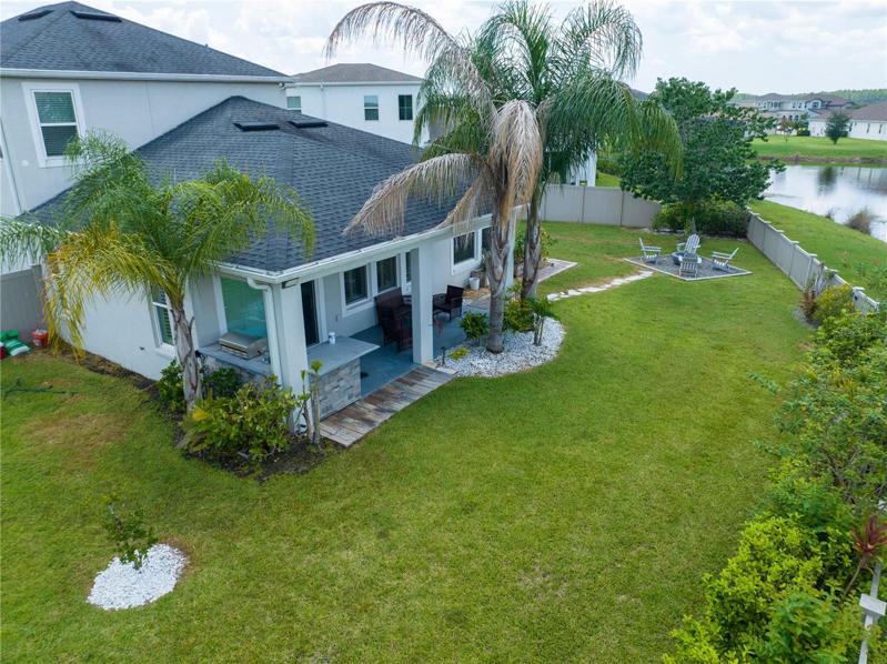 MASSIVE BACK YARD