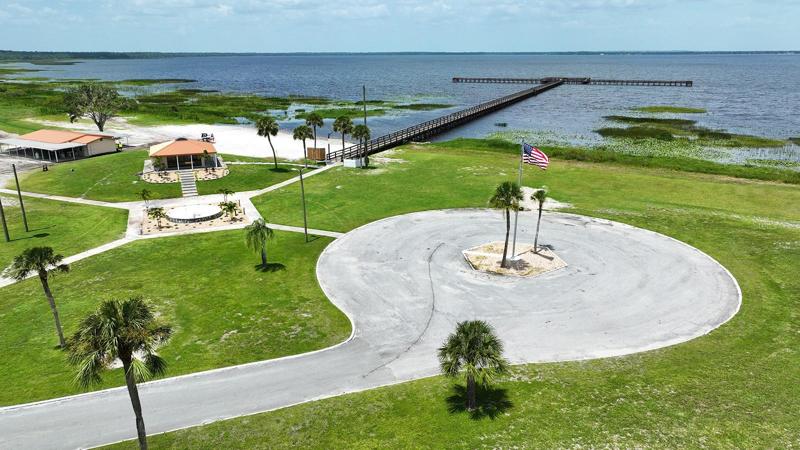 Community Fishing Pier.