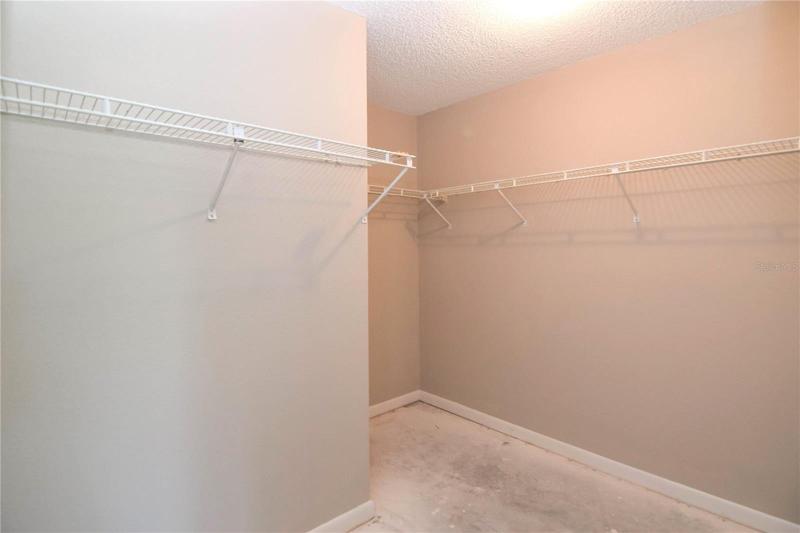 Walk-in Closet