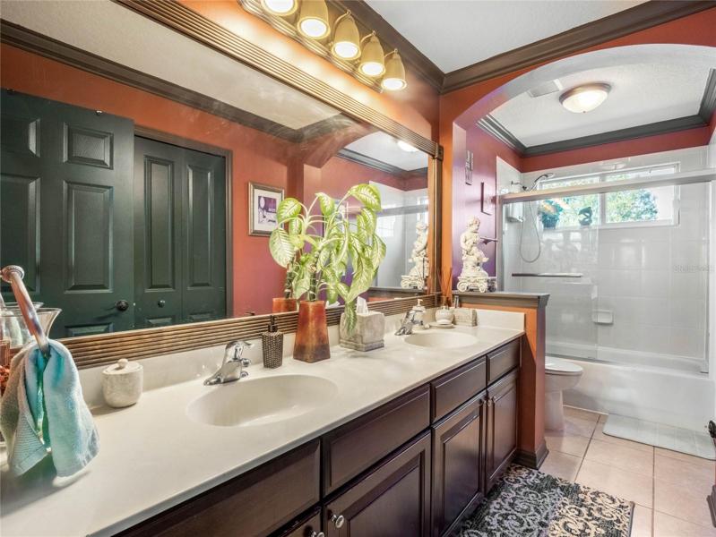 Bathroom 4