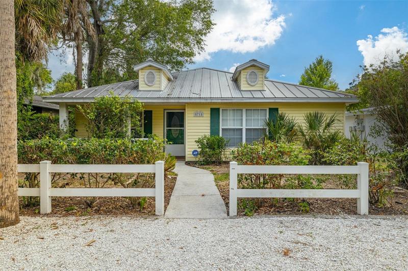 Charming Home in the heart of downtown NPR!  Built in 2004