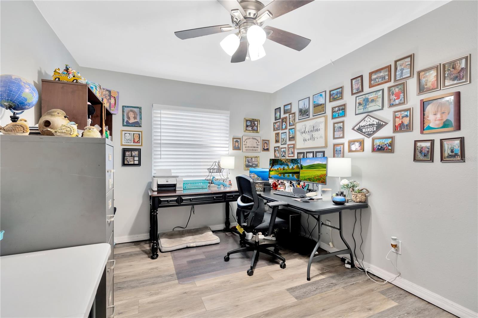 3rd bedroom with closet