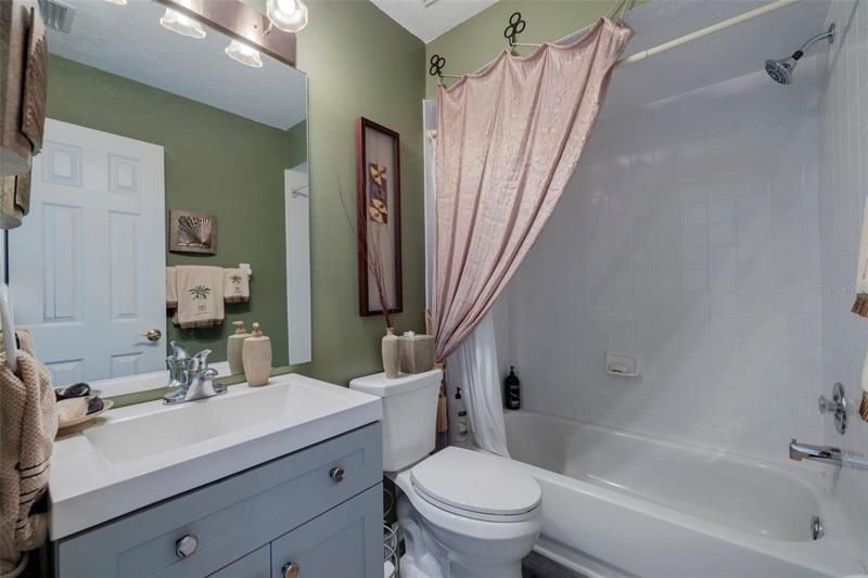 2nd Level Bath