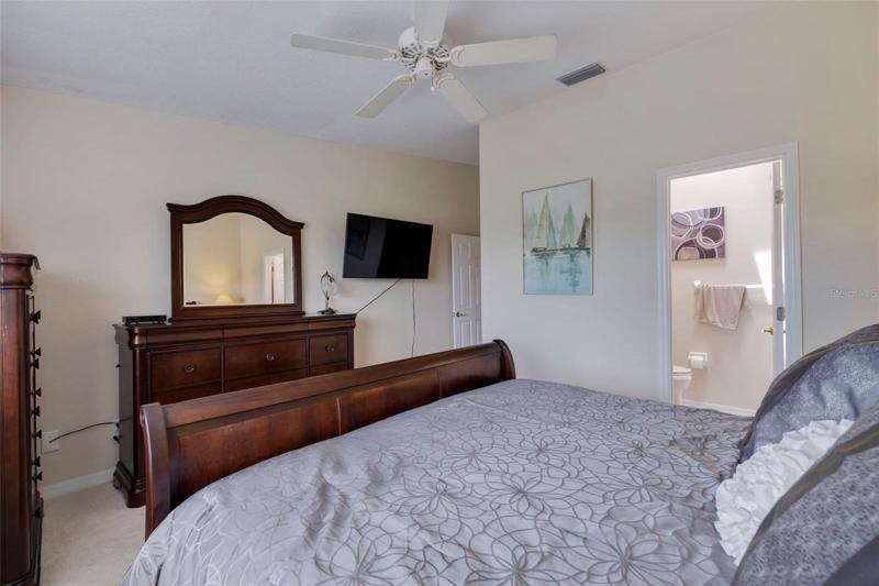 Bedroom 2 (3rd Level)