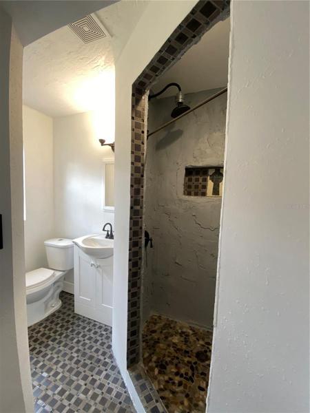 Primary En Suite