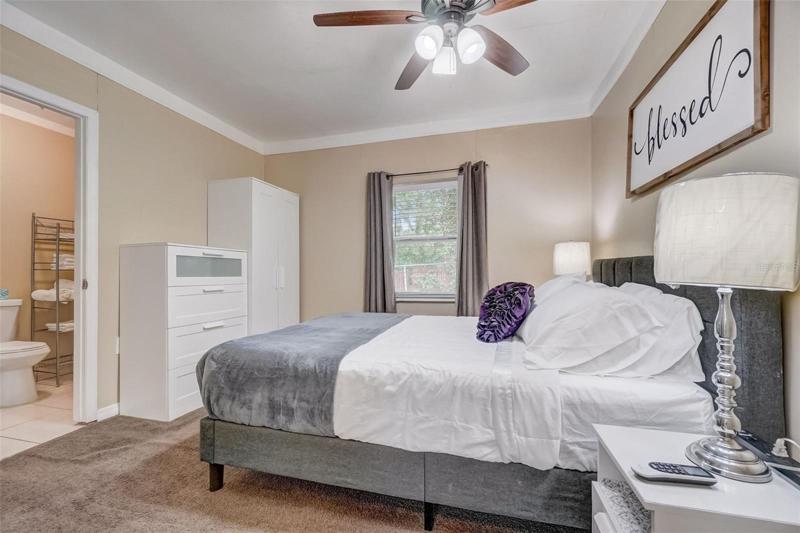 Guest house bedroom