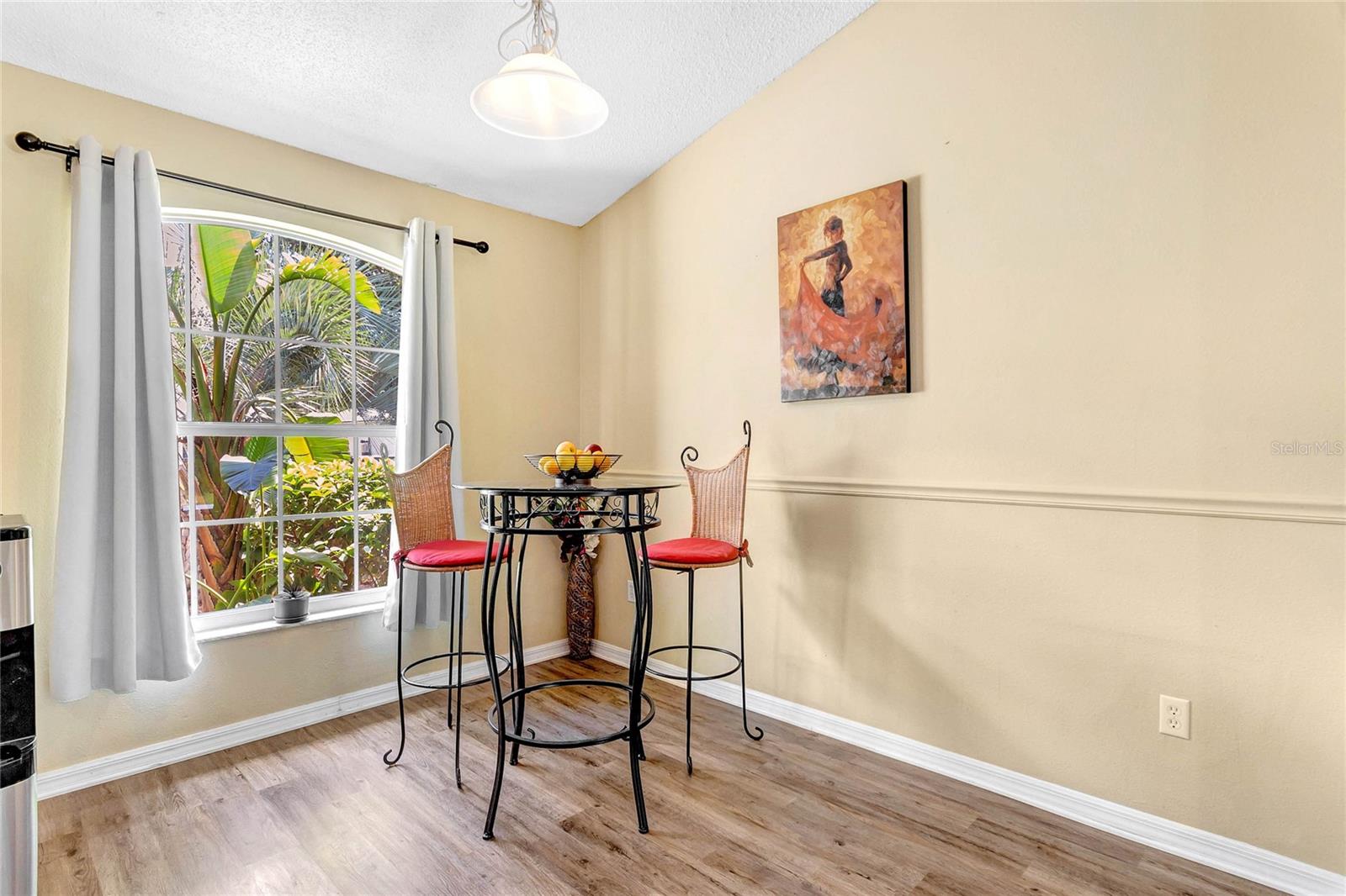 Extra dining area