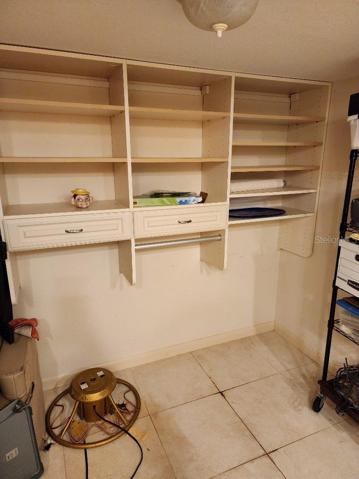Custom closet