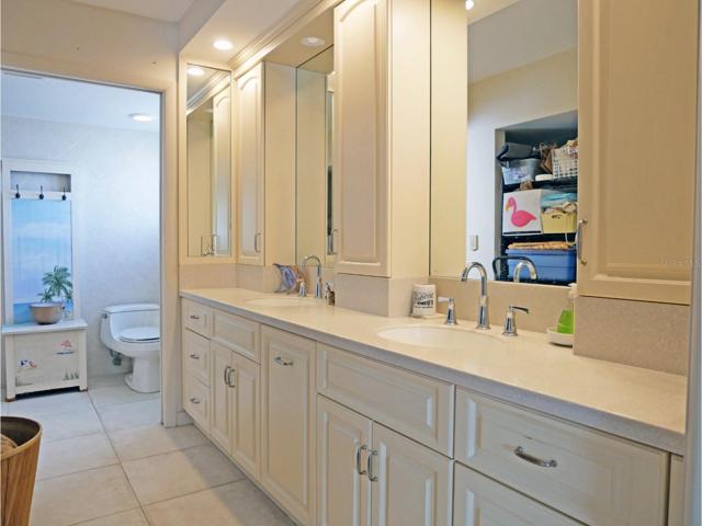 Bathroom with heated floors