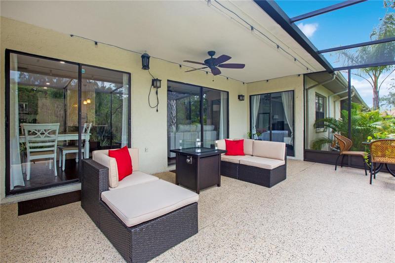 Spacious Screened Patio