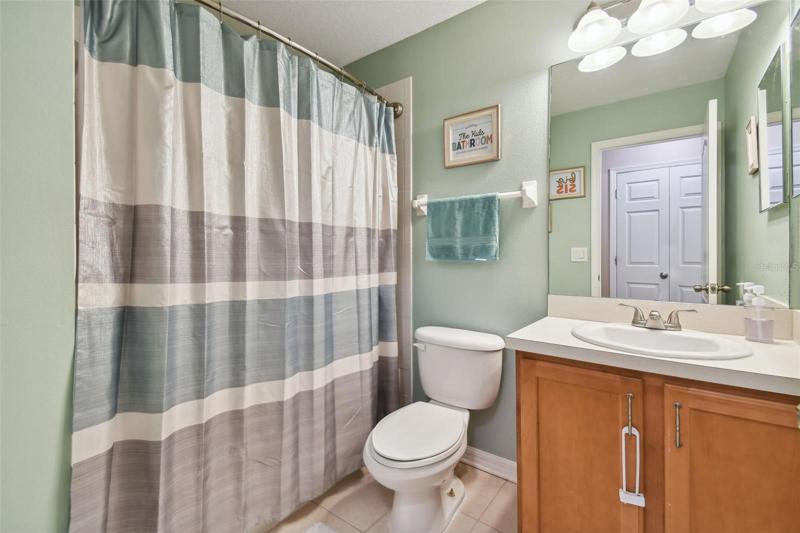 2nd Floor Bathroom