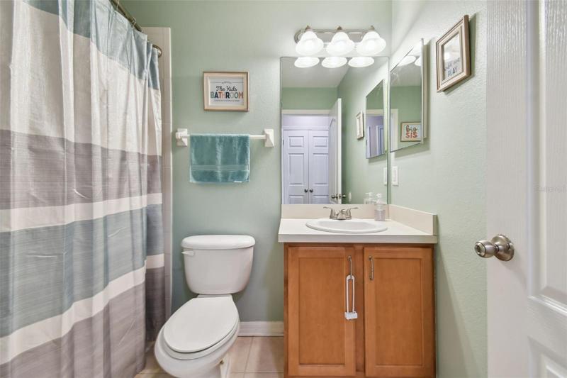 2nd Floor Bathroom