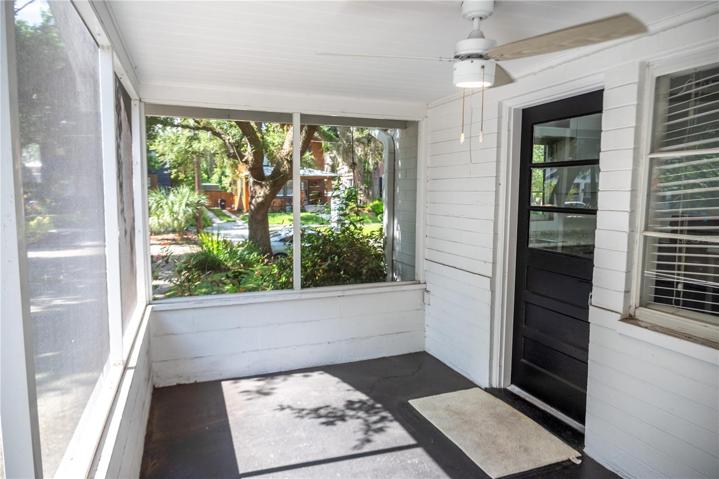 Amazing screen porch off kitchen