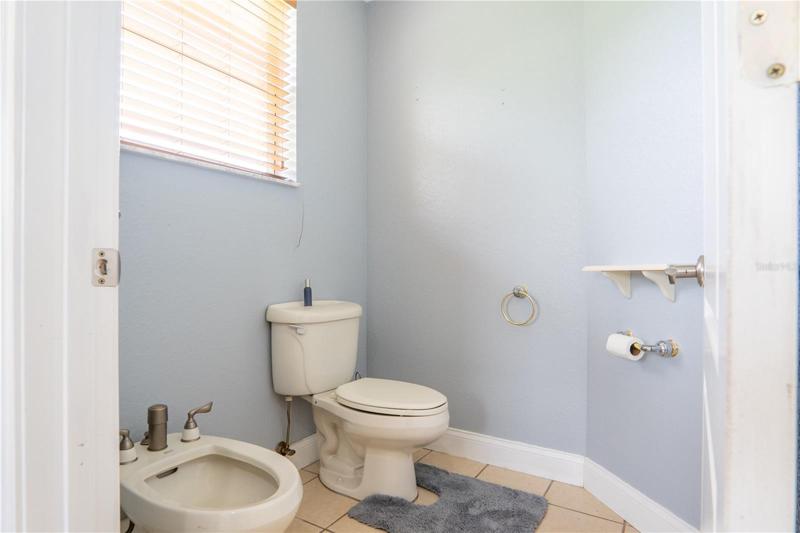 MASTER BATH #1