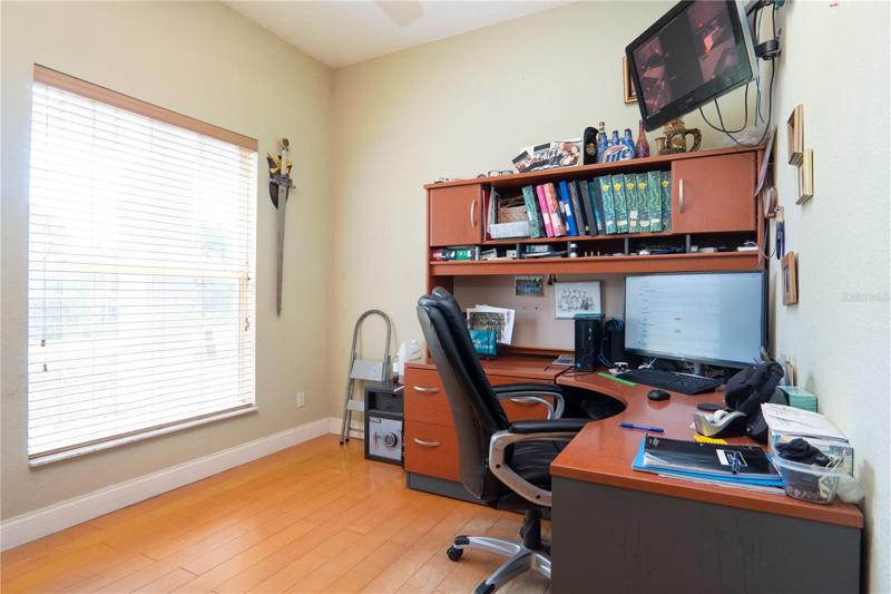 OFFICE/DEN