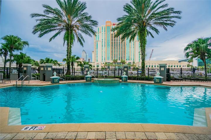 Park Crest on Harbour Island Amenities