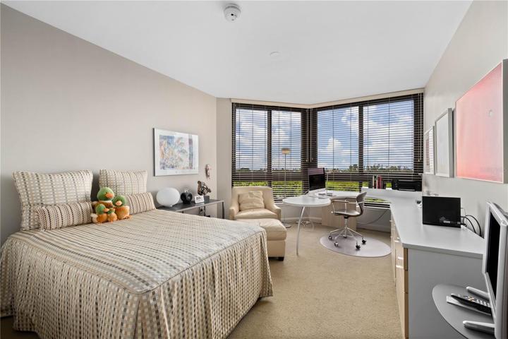 2nd Bedroomhttps://stellar.mlsmatrix.com/Matrix/MediaManager/ShowImage.aspx?tbl=9&mtid=1&tmui=697749439&mf=PU58891601&w=128&h=96&q=99&md=0001-01-01%2000:00:00.000