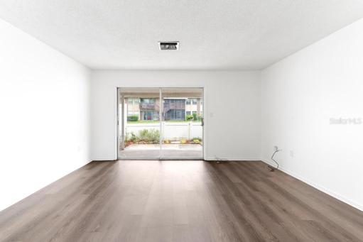 Wood Laminate Floors