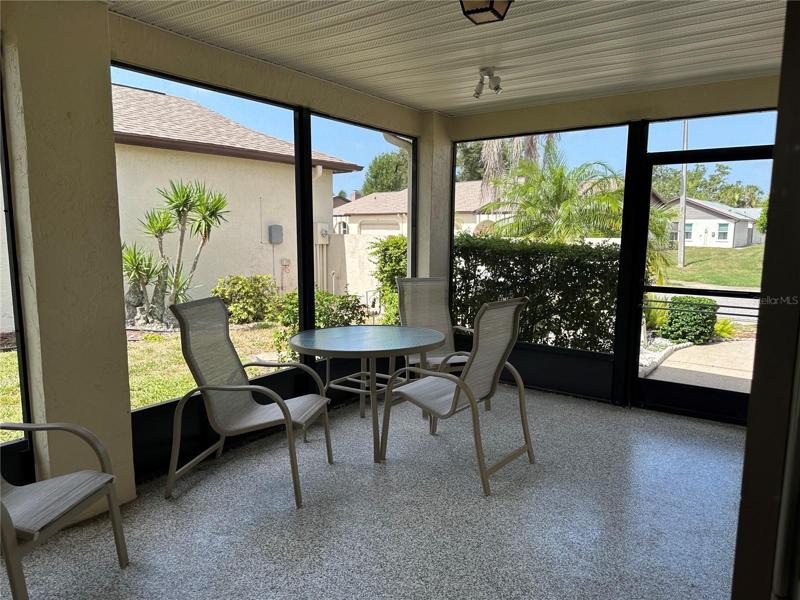 Front Lanai