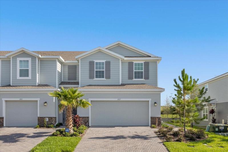 Corner unit with 2 car garage.