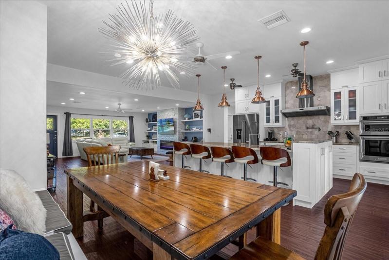 Dining / Kitchen Areas
