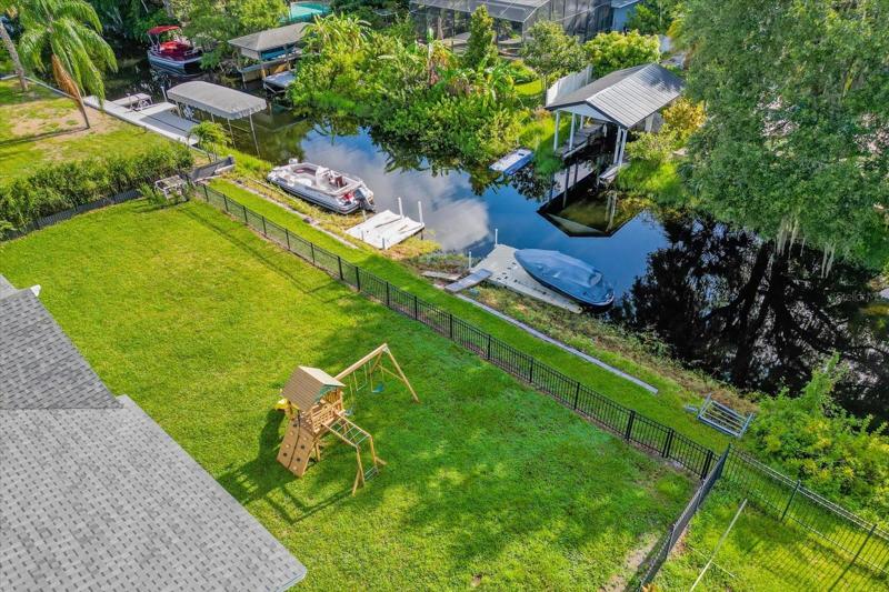 Backyard / Canal