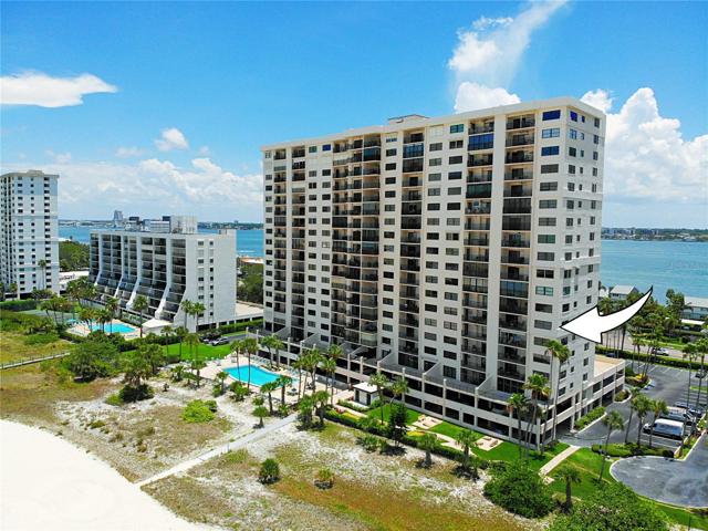 Front of Harbour Light Towers condo. The 7-day-a-week security guard house ensures round-the-clock protection for you and your loved ones.