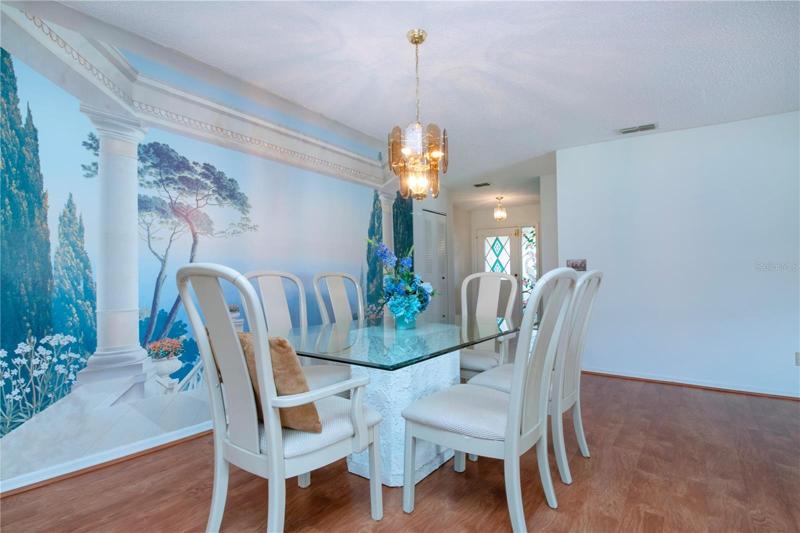 Living/Dining Room