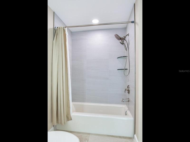 2nd bathroom