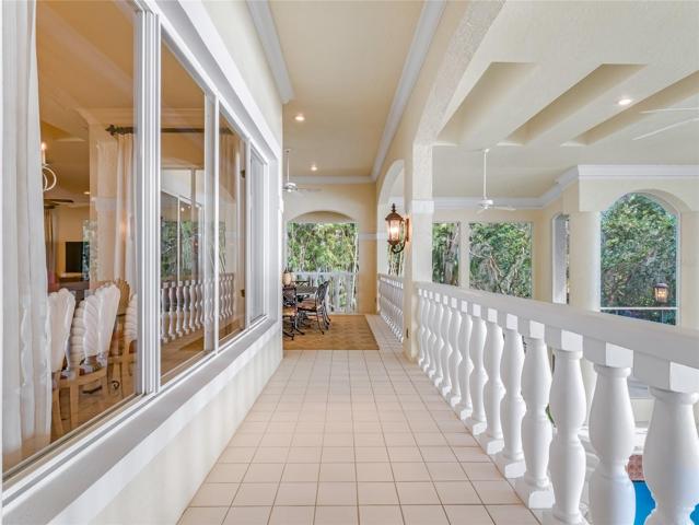 Balcony Breezeway