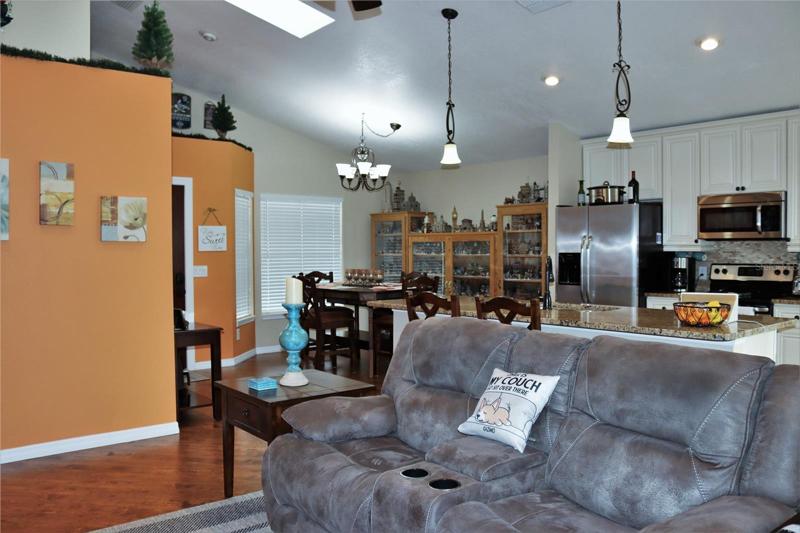 Livingroom Open Floor Plan