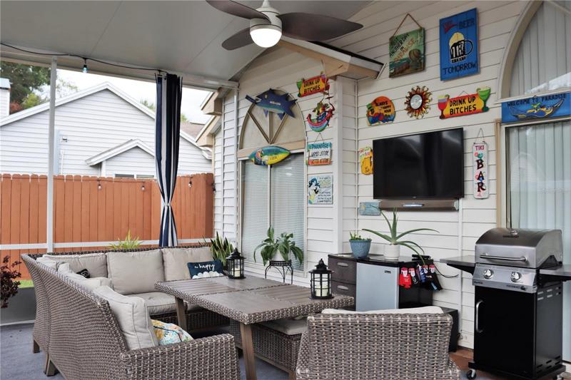 Back Screened Patio