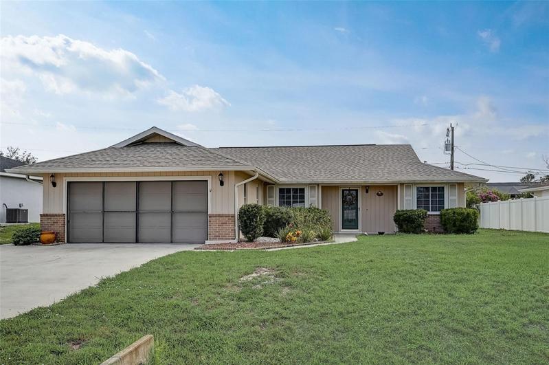 7202 Peacock Lane~ BRAND NEW ROOF