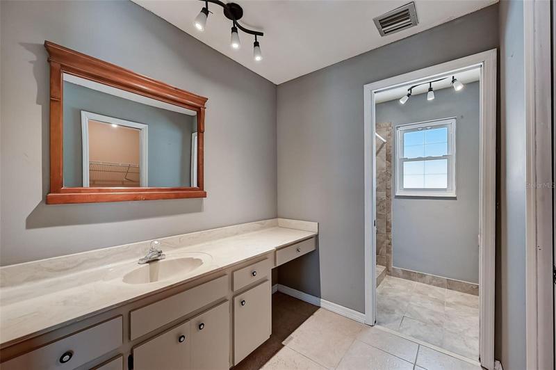 7202 Peacock Lane Master Bathroom