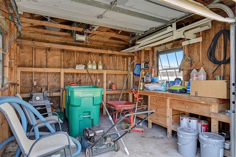 7202 Peacock Lane Detached Garage/Workshop interior