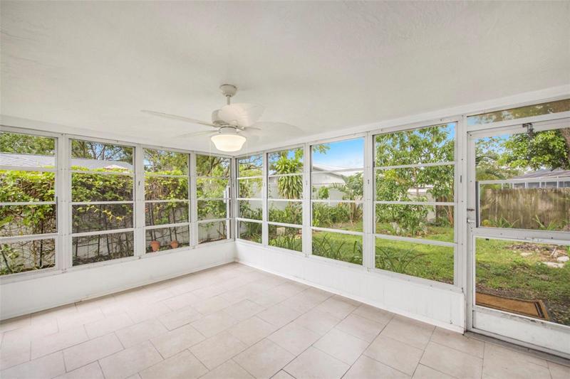 Rear Lanai
