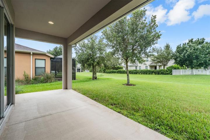 Large Covered Lanai