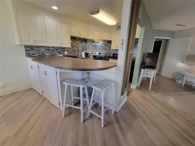 Kitchen Bar