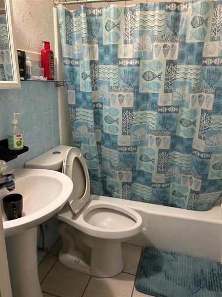 bathroom1