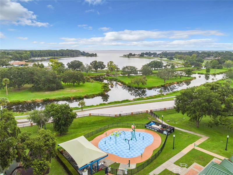 walking distance to Roger's park and splash pad